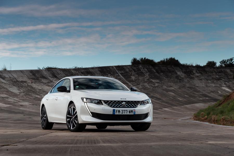  Peugeot 508 GT HYBRID 2019 года  (WW) (фото 18 из 40)